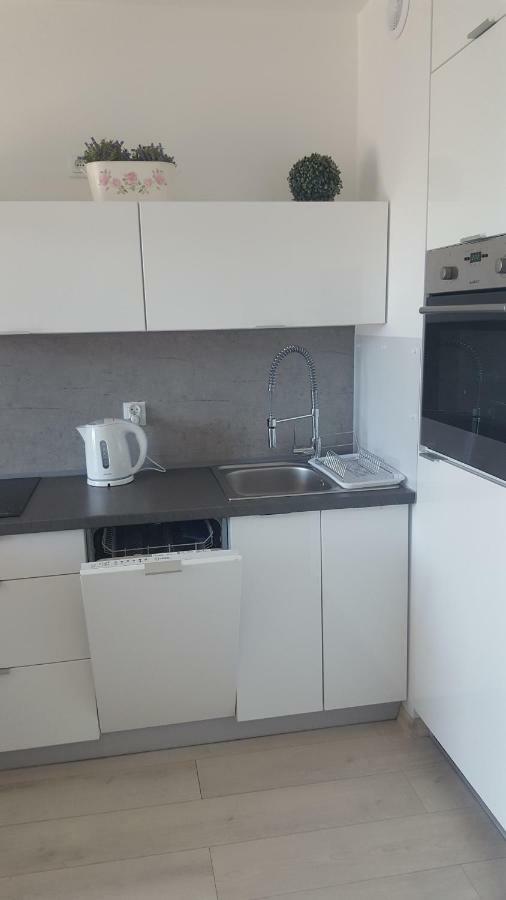 Grey & White Pogodne Lägenhet Kołobrzeg Exteriör bild